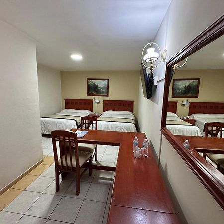 Hotel Nv Zapopan Kültér fotó