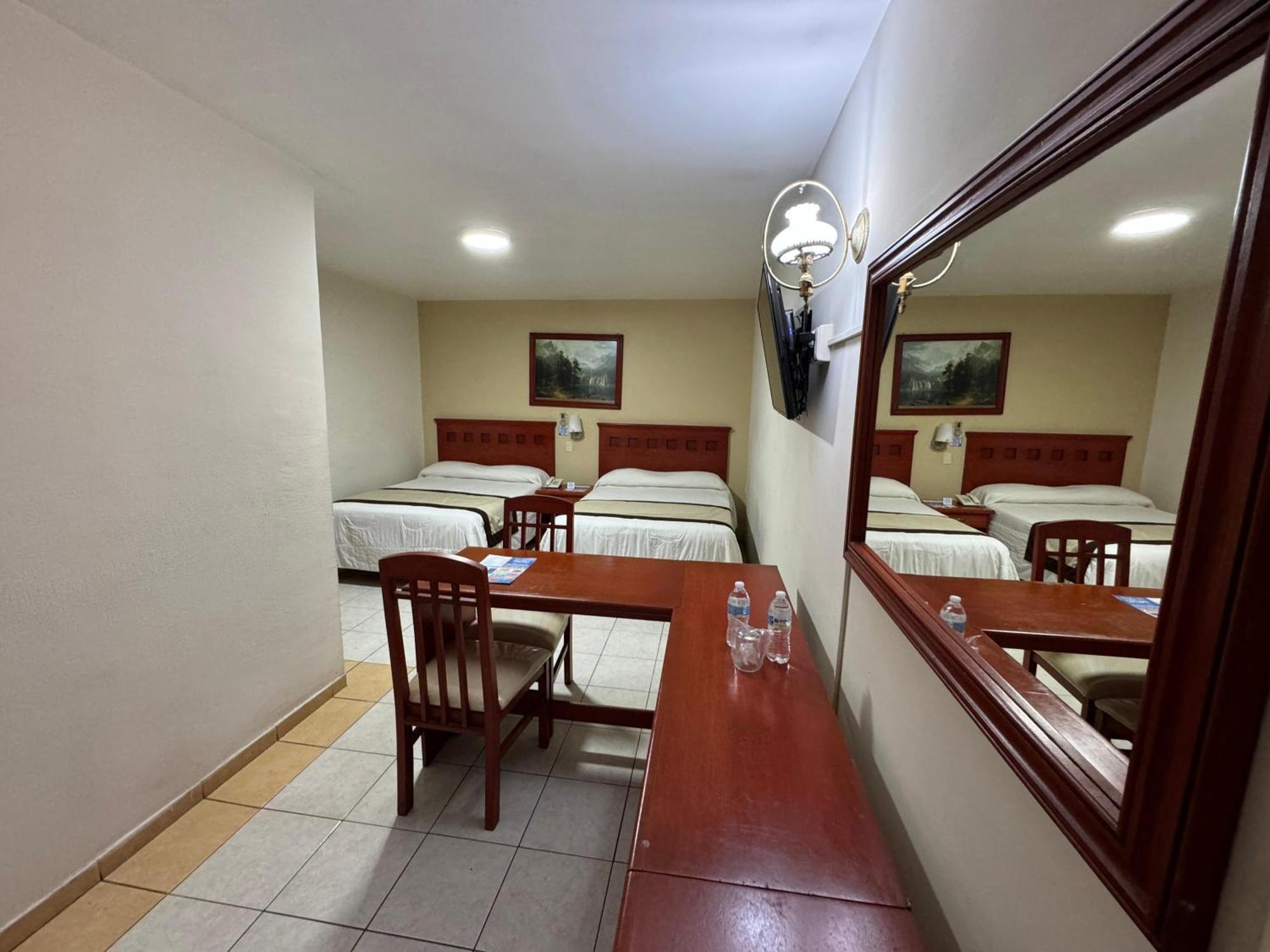 Hotel Nv Zapopan Kültér fotó